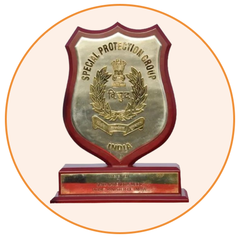 <a href="http://www.indiandefencesouvenirs.com/regimental-crests-plaques/">Regimental Crests & Plaques</a>